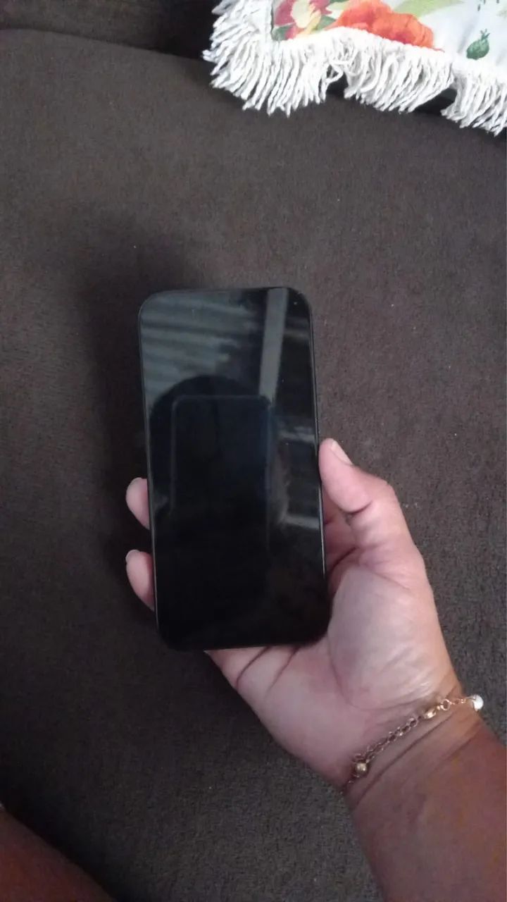 iPhone 15  - Foto 2