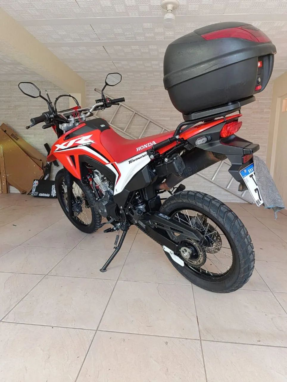 XR 300 