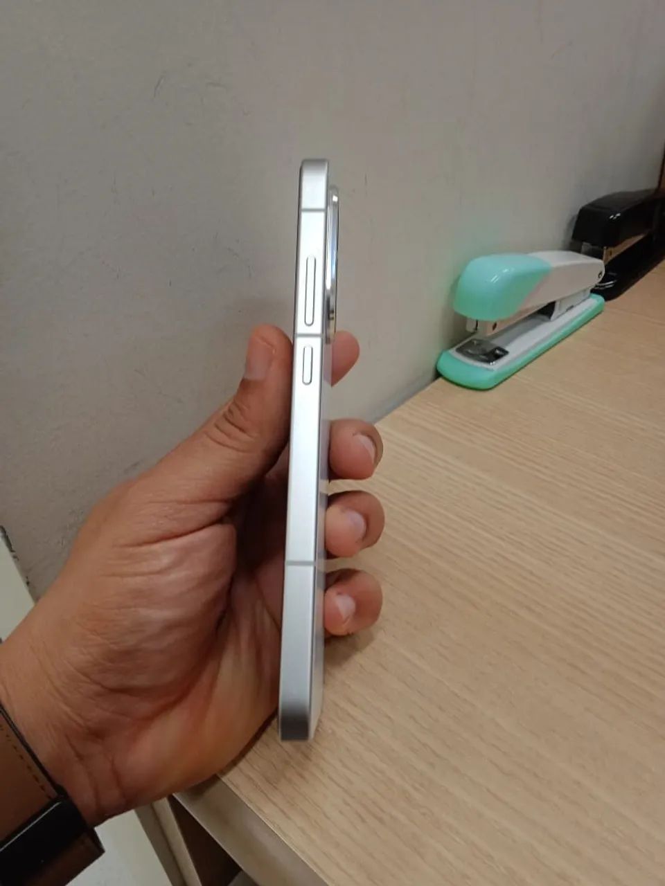 Poco F7 - Semi-novo!!!!!  - Foto 3