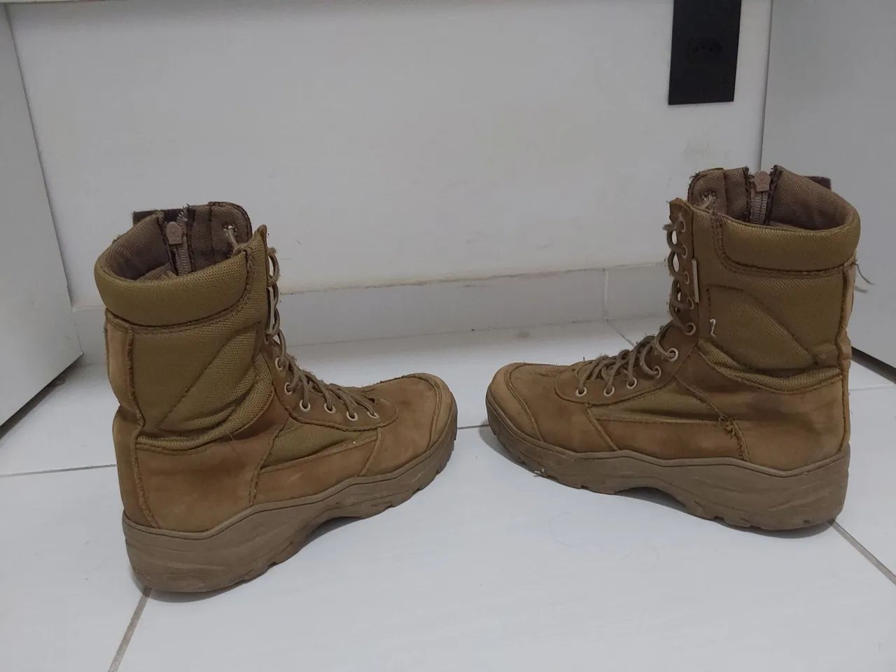  Bota coturno militar acero couro nobuck selva coyote padrão EB, tamanho 39  - Foto 3