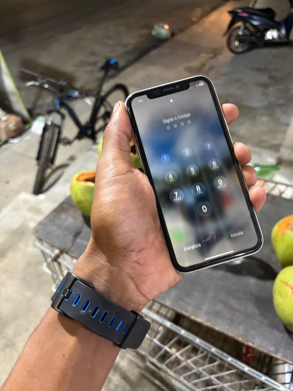 iPhone XR branco  - Foto 2