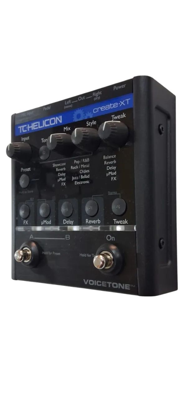 Pedal De Efeito Tc Helicon Voicetone Create Xt Preto Preto