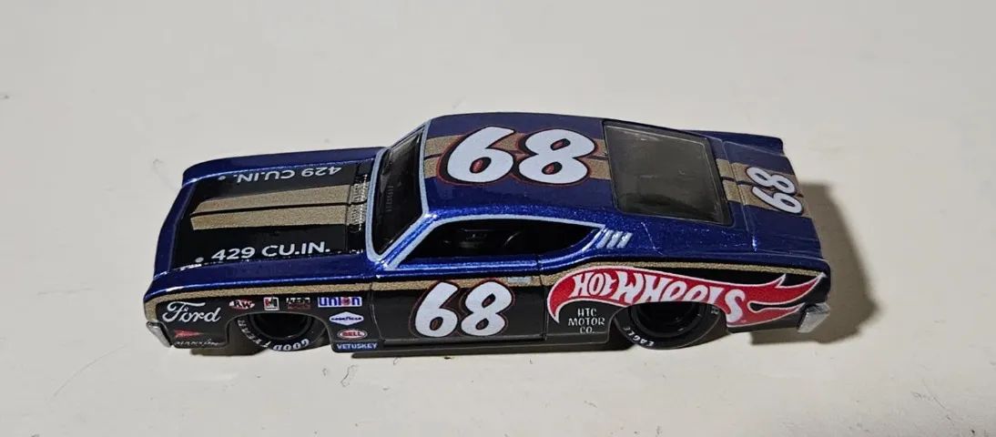 Hot Wheels Ford Torino Talladega - Hobbies e coleções - Embu