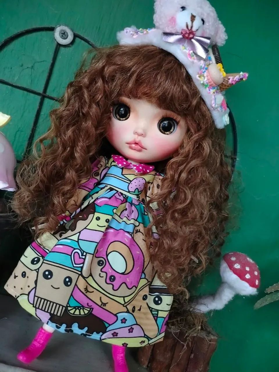 Blythe doll