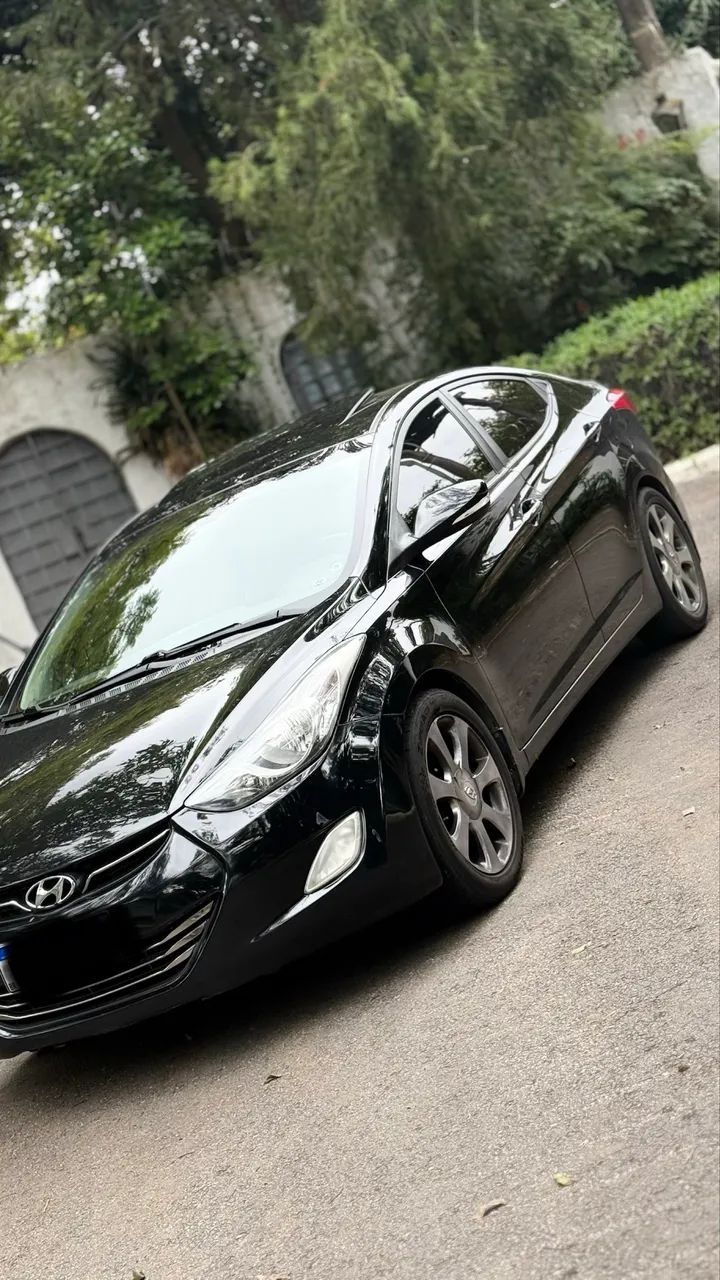 Hyundai Elantra Elantra GLS 1.8 16V Aut. 2012