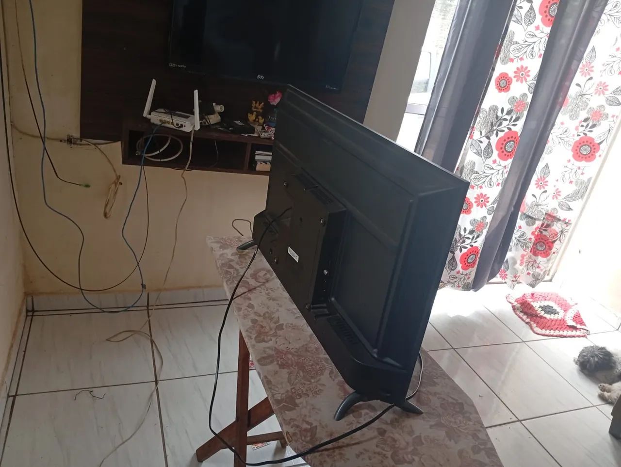 Vendo TV semi nova - Foto 4