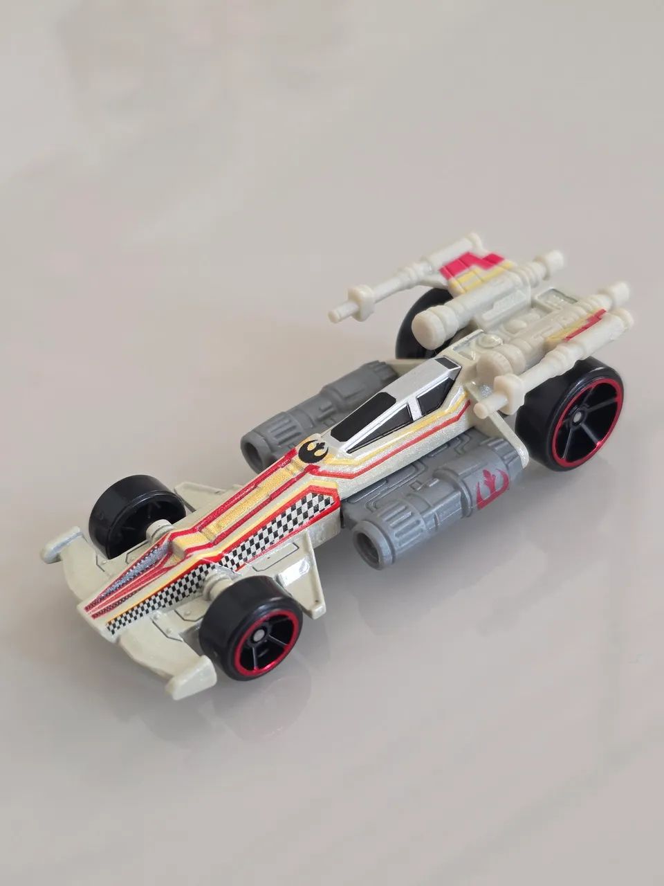 Hotwheels X-Wing Fighter (Star Wars) - Foto 3
