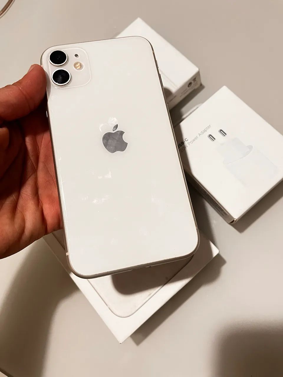 iPhone 11 128GB Branco | Muito Conservado | Caixa + Acessórios