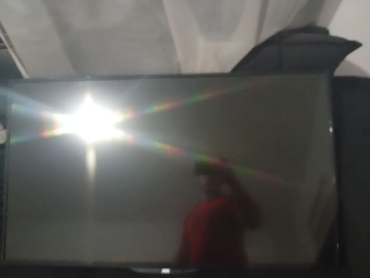 Vendo duas tvs 300,00 não é smart - Foto 5