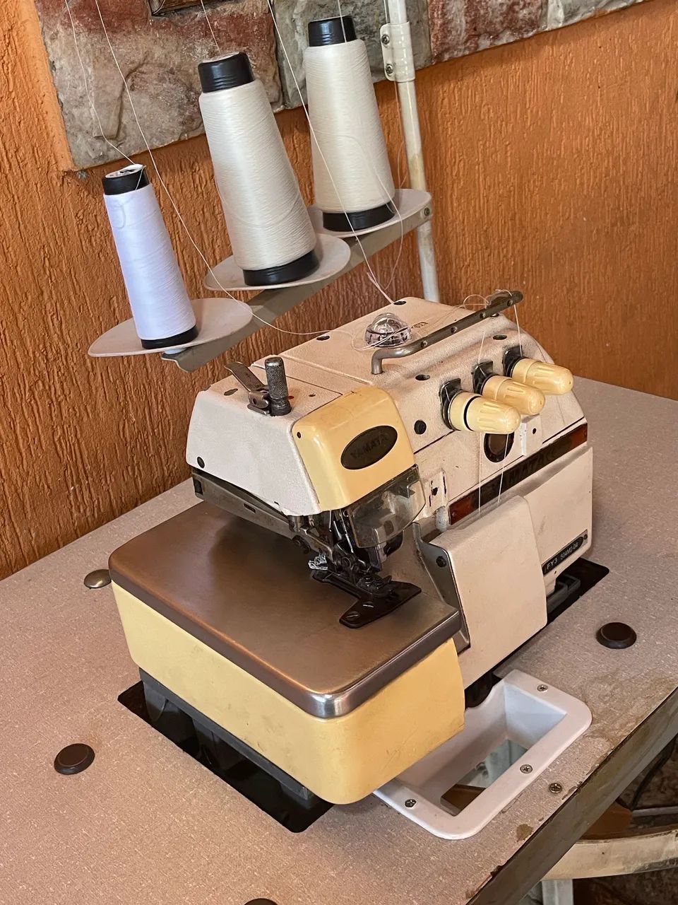 Maquina de costura overloque  - Foto 3