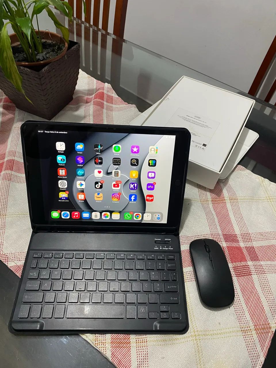 iPad 9 geração impecável bateria excelente  - Foto 4