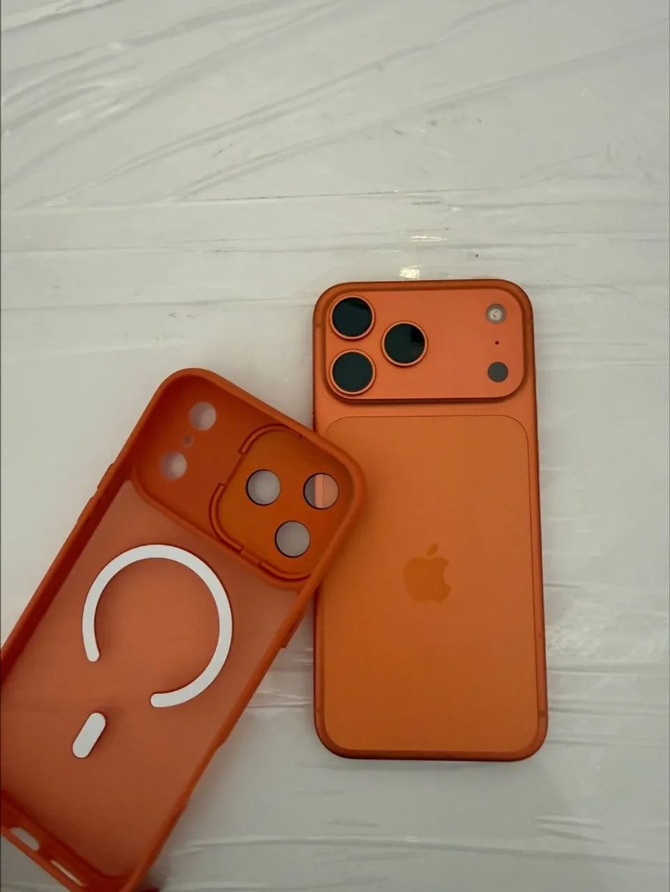 iPhone 17 pro max muito novo  - Foto 3