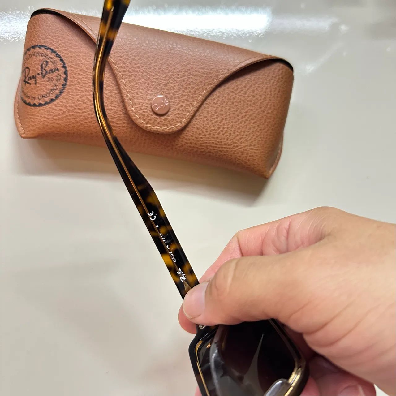 Oculos Ray Ban ORIGINAL NOVINHO - Foto 3