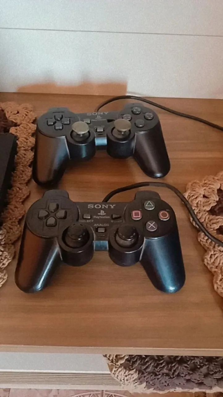 Play 2 completo 3 controle, cabo para tv antiga, e  conversor PS2 TO HDMI Para tv nova, - Foto 2