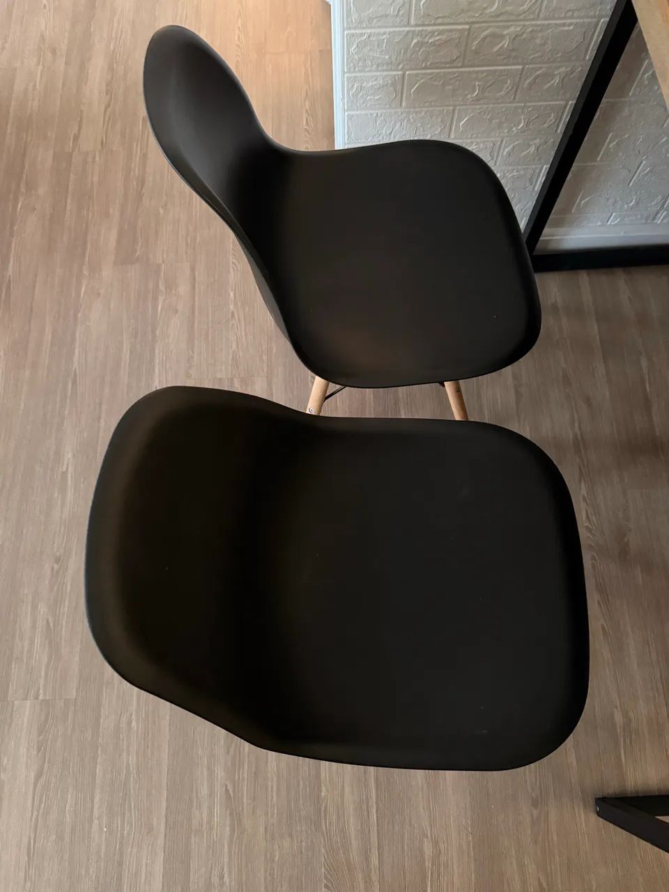 Conjunto de 4 cadeiras novas 