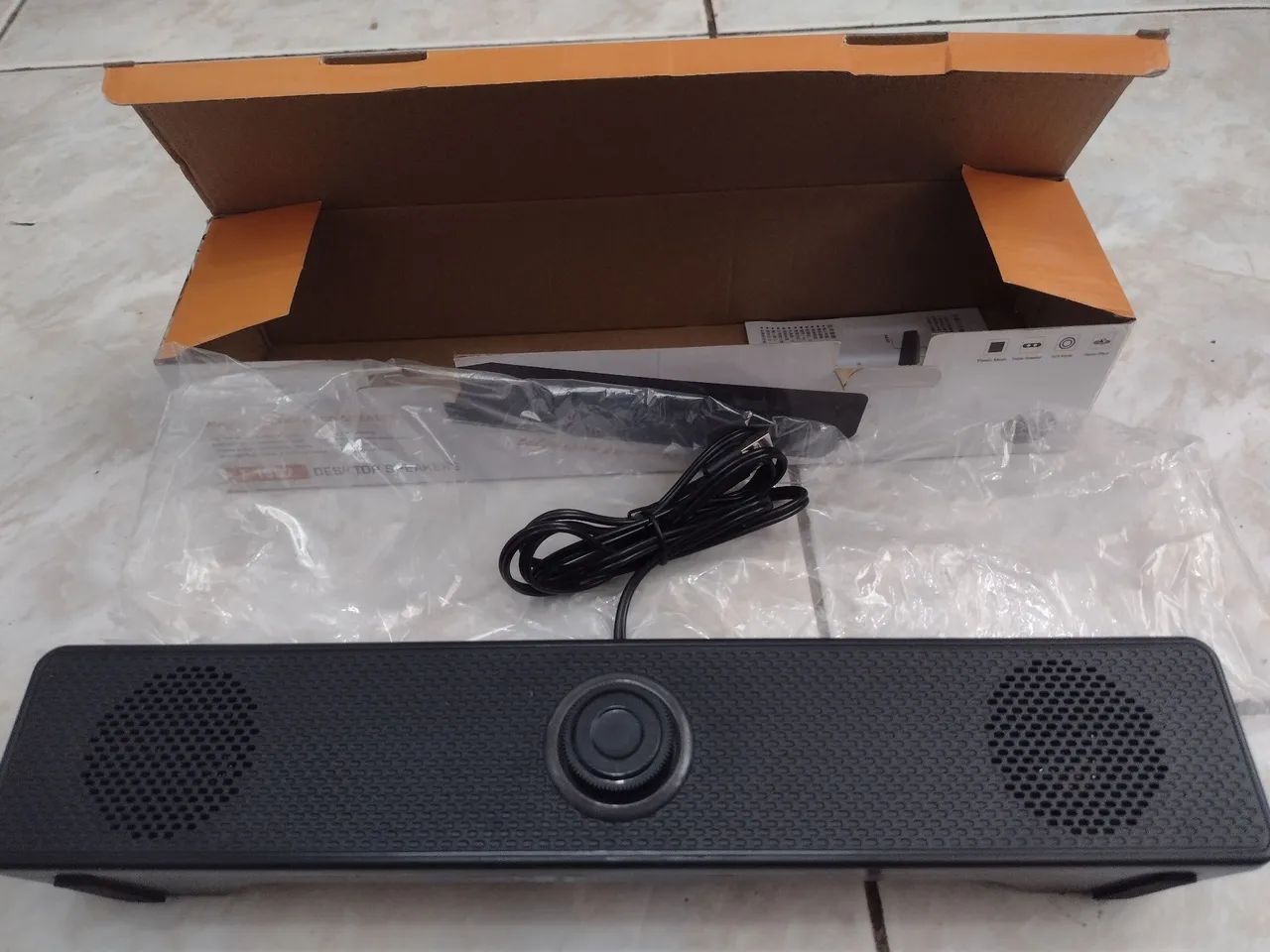Soundbar para  PC e Notebook (Modelo E-1002) - Foto 2