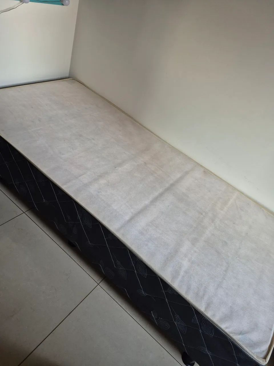 Cama box