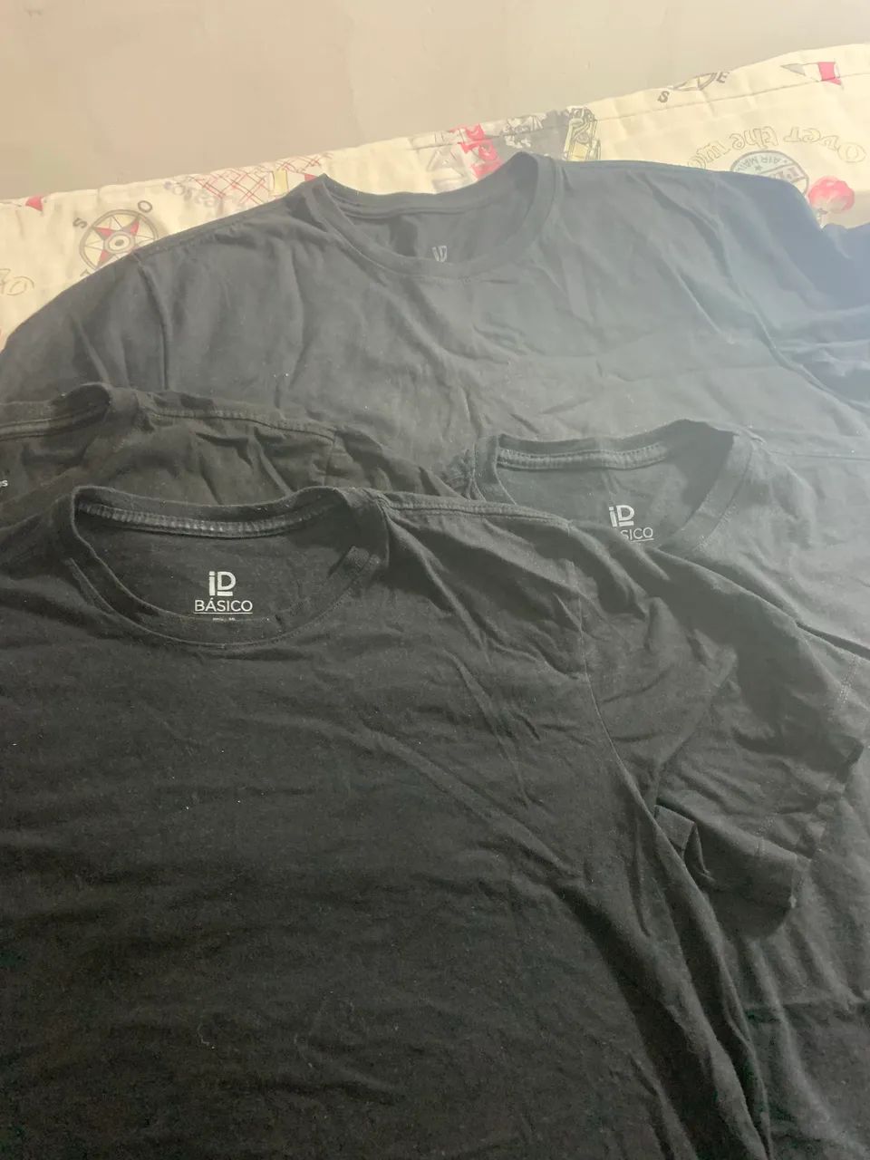 4 camisas pretas em algodão puro - Foto 4