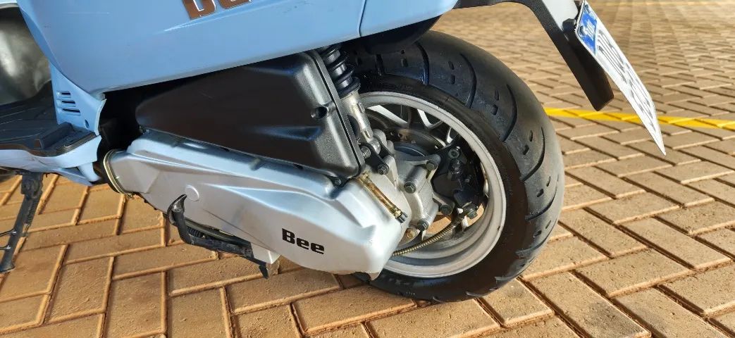 Scooter Bee Mônaco 150cc + capacete brinde - Foto 4