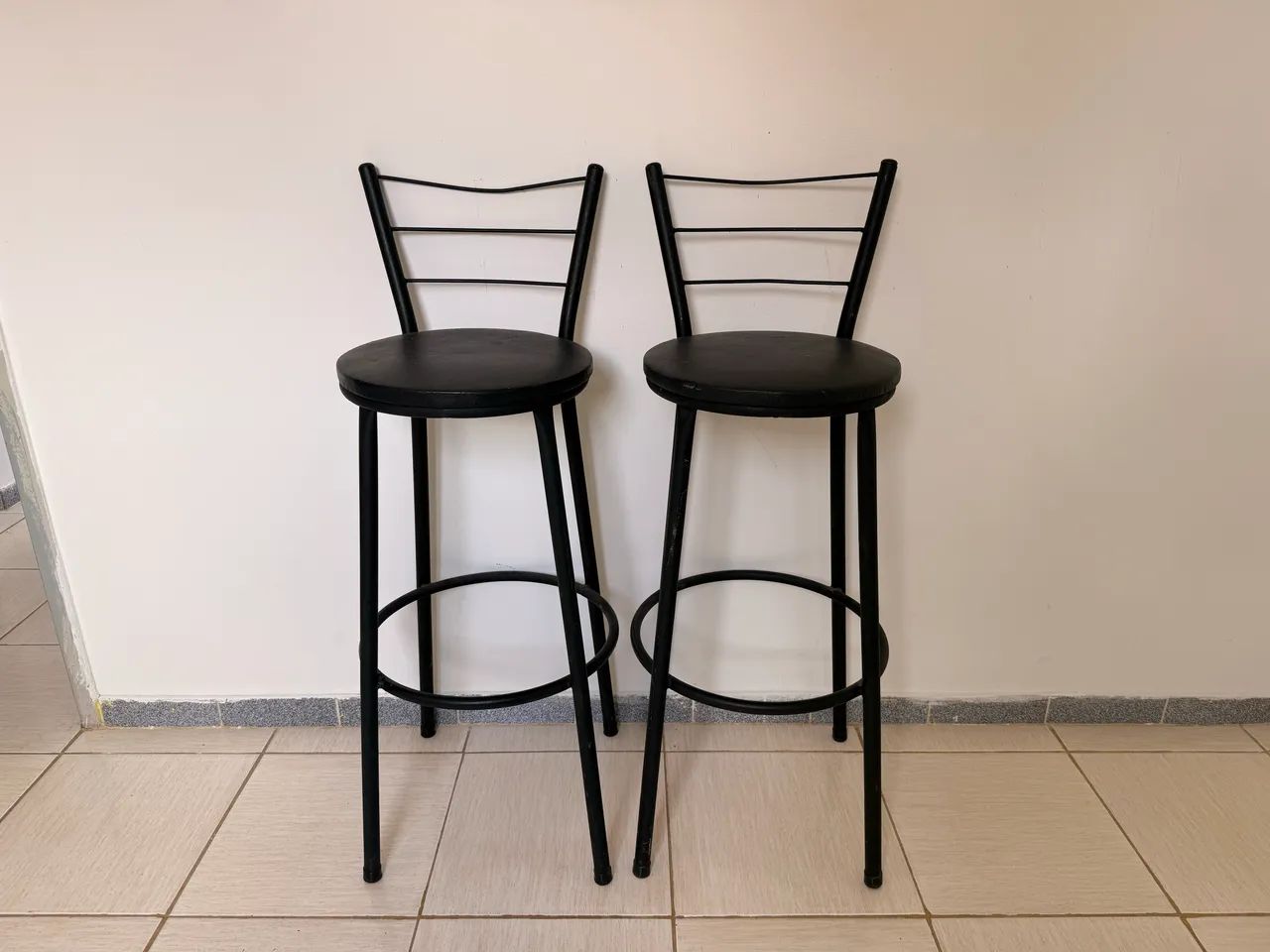 VENDO 2 BANCOS ALTOS - Foto 4