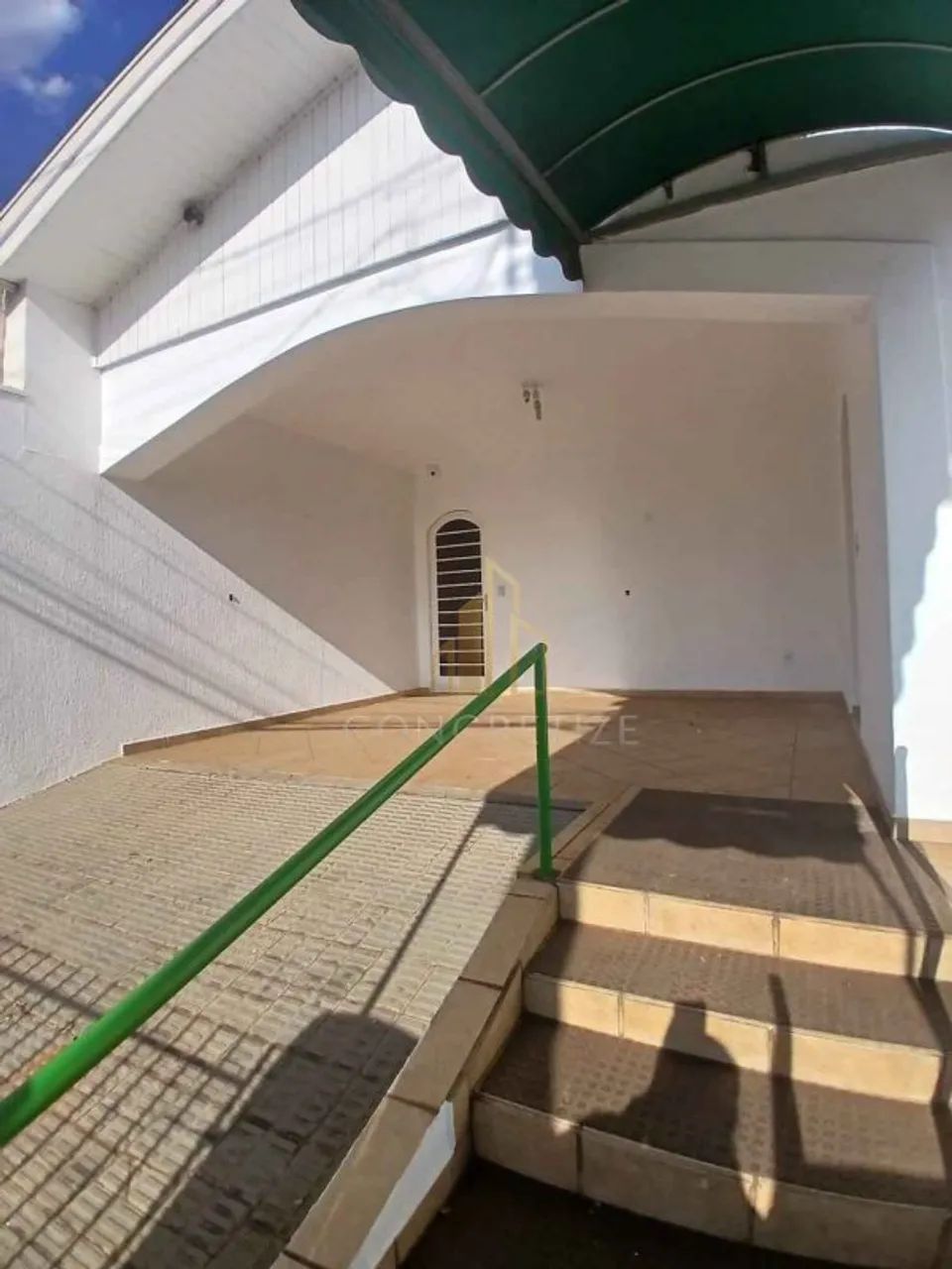 CASA VILA UNIVERSITÁRIA