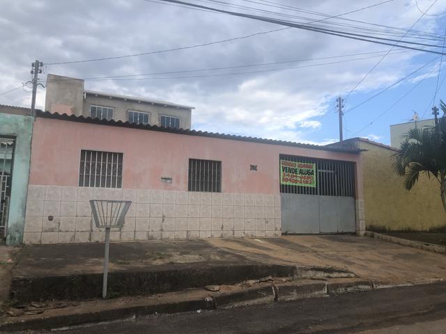 Sérgio Soares vende ou aluga: Ótima casa na Qd. 401 do Recanto das Emas