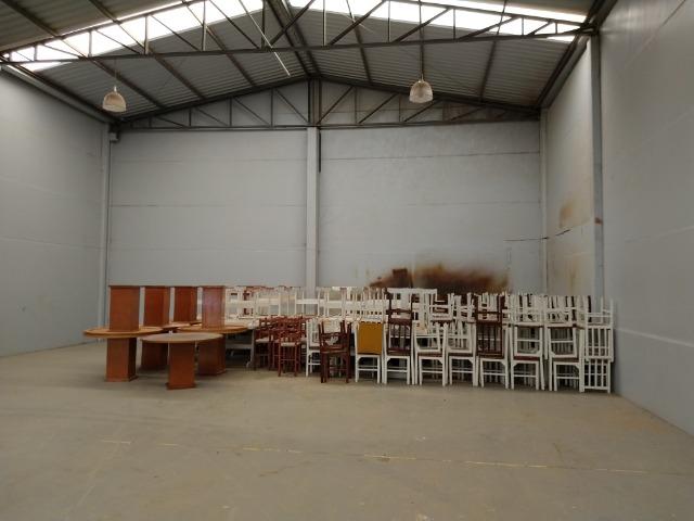 Pavilhão de 720:00 m² no Bairro Cruzeiro- Permuta-se por Terreno - Foto 8