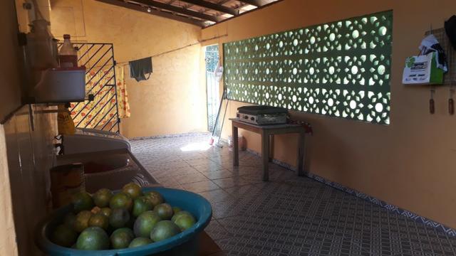 Vende, R$ 300.000,00, excelente casa na av. principal da folha 23 com kitnet no fundo - Foto 16