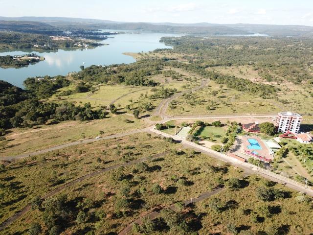 Vende-se, próximo ao Lago Corumbá 3 Lotes - Foto 17