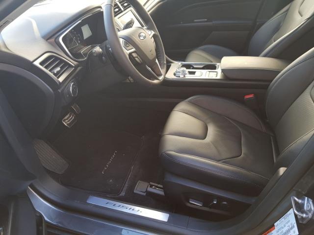 Ford Fusion Titanium AWD 18/18 - Foto 10