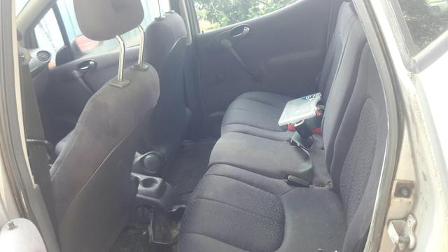Venda para retirada de peças - Foto 3