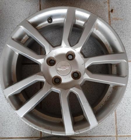 Jogo de rodas aro 16 Chevrolet Sonic 4x100 - Originais - Foto 3