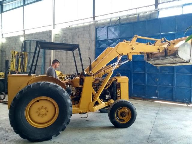 Trator Massey Ferguson - Vendo ou Troco por Auto - Foto 4