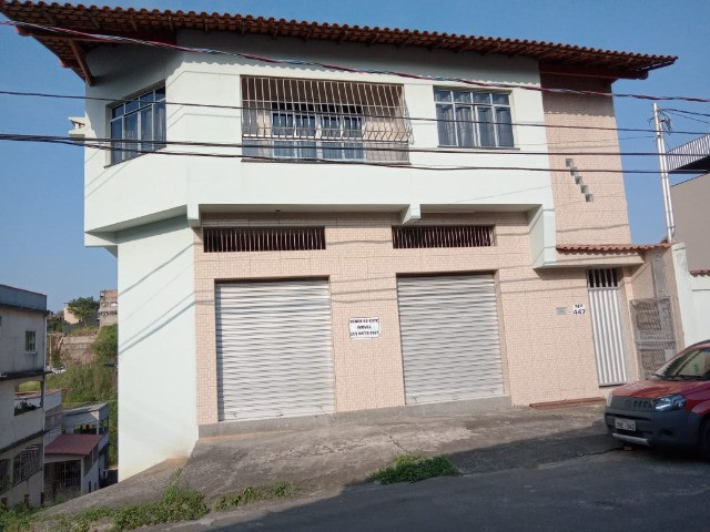 Vende-se Casa com Ponto Comercial no Bairro São Geraldo Cariacica ES
