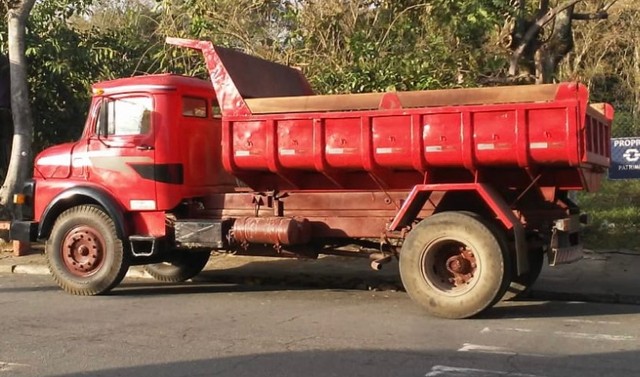 CAMINHÃO MB 1113 1986