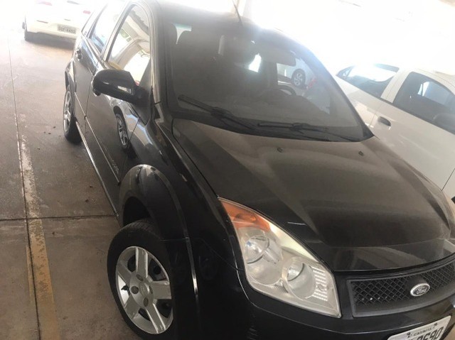 FORD FIESTA EM PERFEITO ESTADO