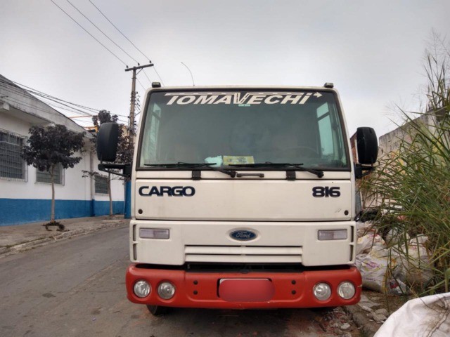 CAMINHÃO FORD CARGO 816 ANO 2013