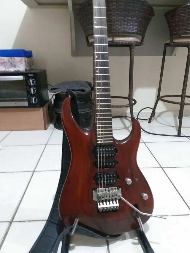 Troco celular por guitarra  +258 anúncios na OLX Brasil