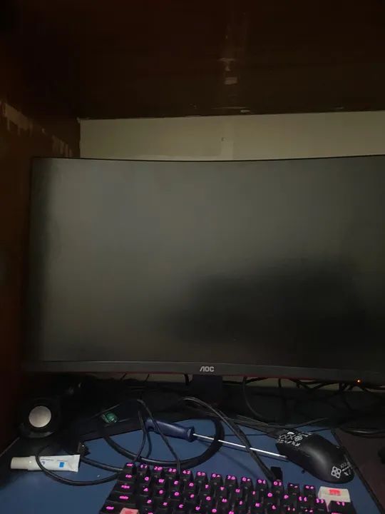 Monitor Gamer AOC Legend Curvo, 27 Pol, Full HD, 240 Hz, VA, 0.5ms, HDMI/DP, C27G2ZE - Foto 2