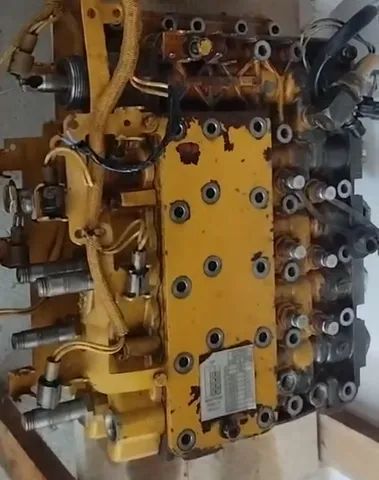 Grupo de válvulas Caterpillar  - Foto 2