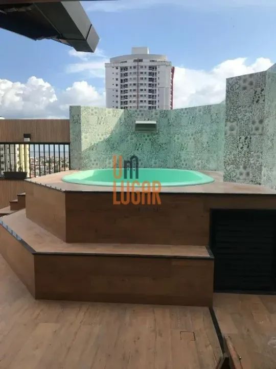 Cobertura Triplex Luxuosa com 3 suítes, Piscina e Churrasqueira à Venda no Ed. Barão de Ma
