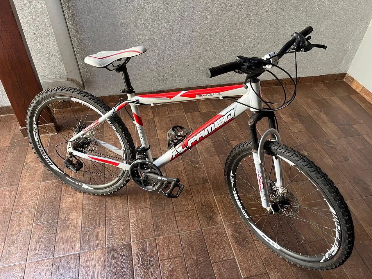 Bicicleta  - Foto 2