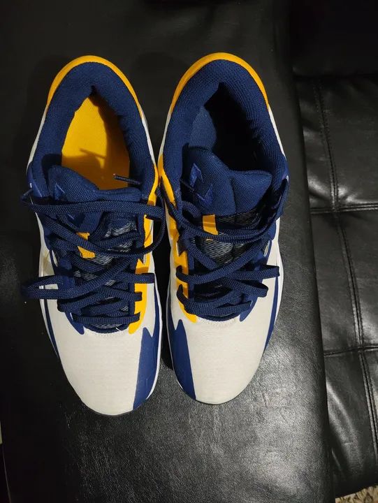 Tênis Nike Precision 6 Masculino n° 42. 