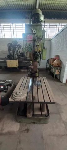 Furadeira Radial Rocco R-35-50-II Com mesa fixa  - Foto 2