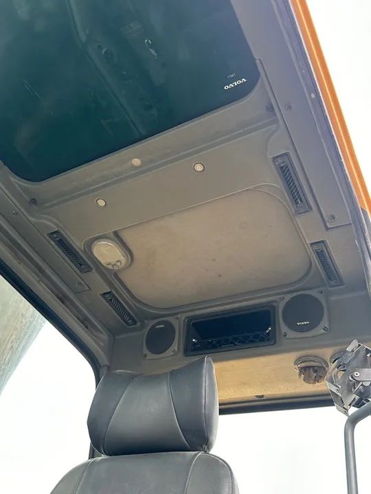 Escavadeira Volvo EC210 2009  - Foto 6