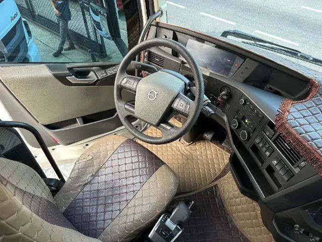 Volvo Fh 460 Ano 2022 Globetrotter 6x2 Teto Alto - Foto 7