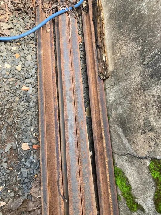 4ud - VIGA  I de Ferro - 6 m - altura 80 mm  - R$ 650 ,00 cada barra  - Foto 3