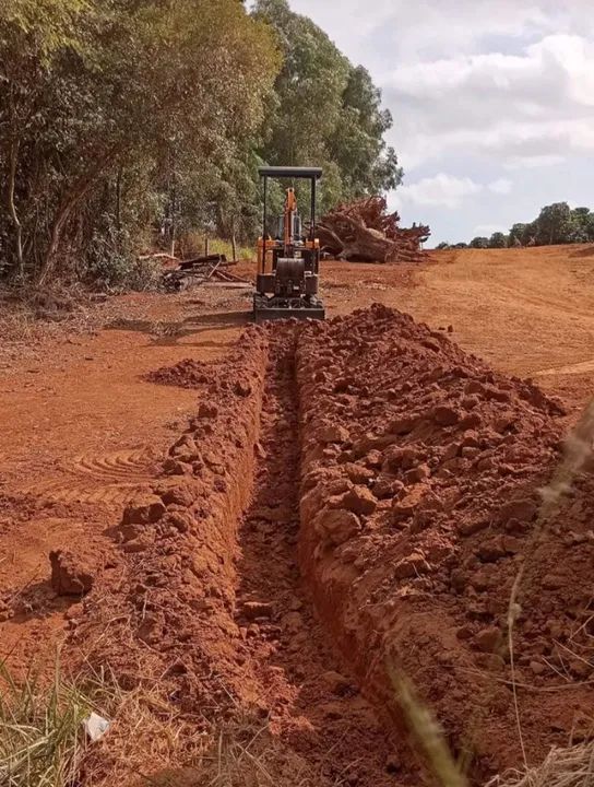 Mini escavadeira - perfeita para pequenos trabalhos!
