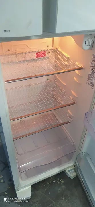 Geladeira Eletrolux dc35 com garantia e entrega  - Foto 2