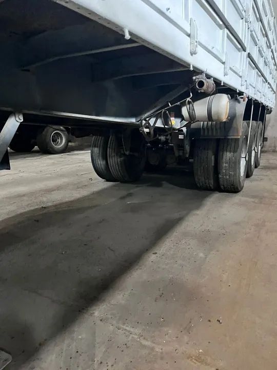 CARRETA GRANELEIRA RANDON 3 EIXOS PINO UNIVERSAL REFORMADA - Foto 10